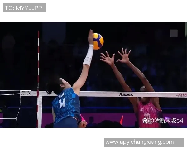 南京排球队在冠军赛中的灵活战术与团队配合精彩点评